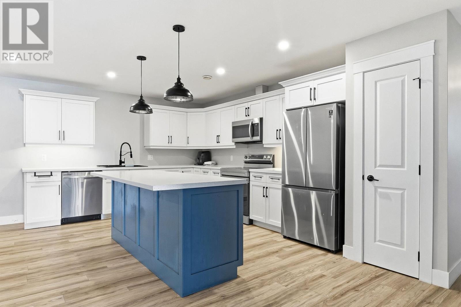 101 PARENT Street - Photo 4