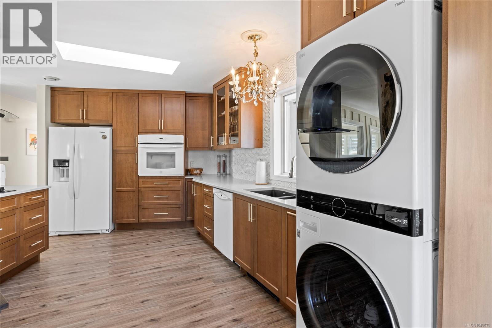 511 Panorama Pl