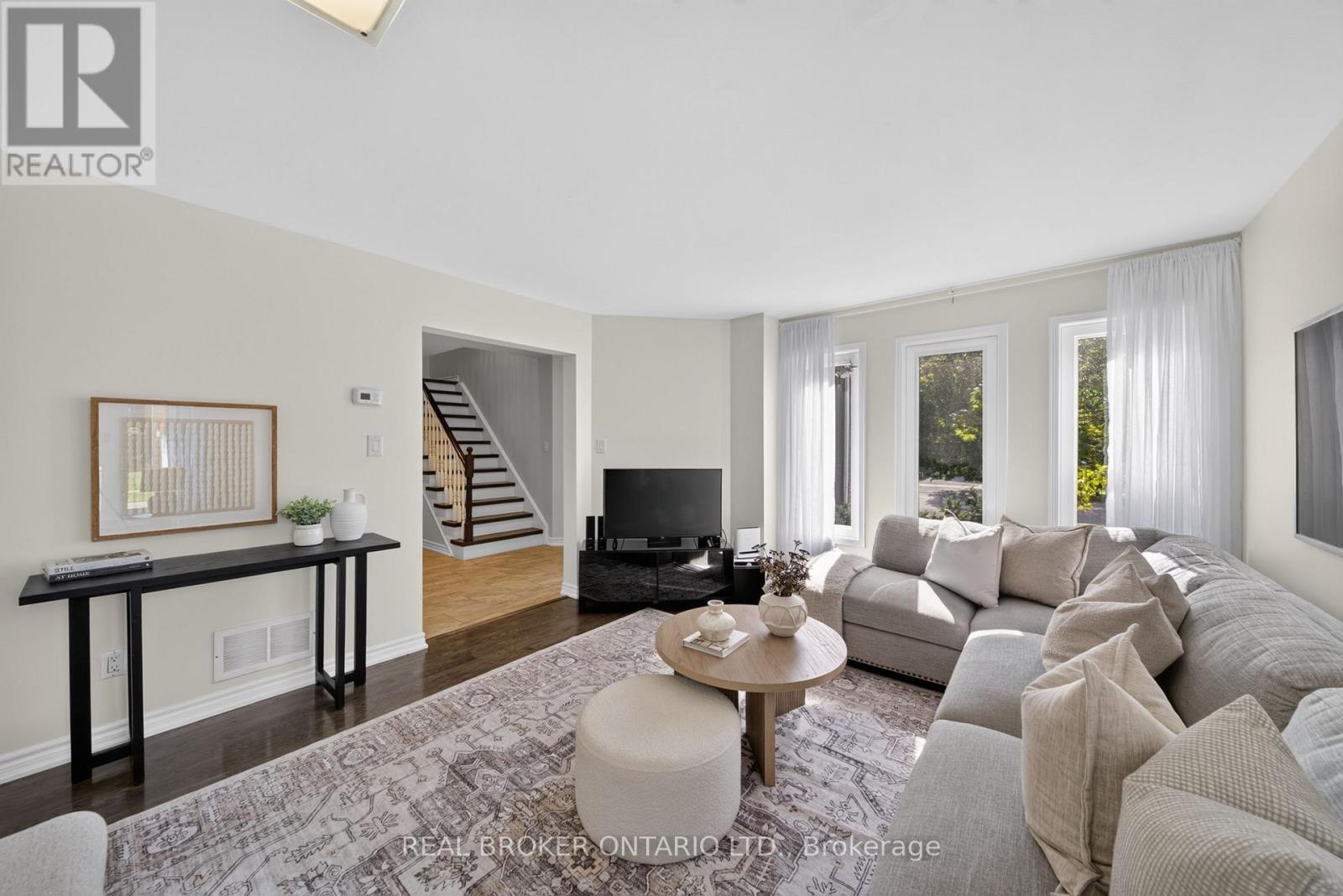 63 ERIC CLARKE DRIVE