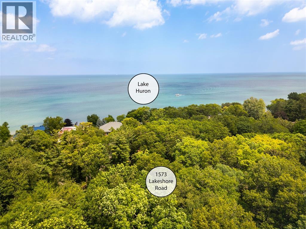 1573 LAKESHORE ROAD