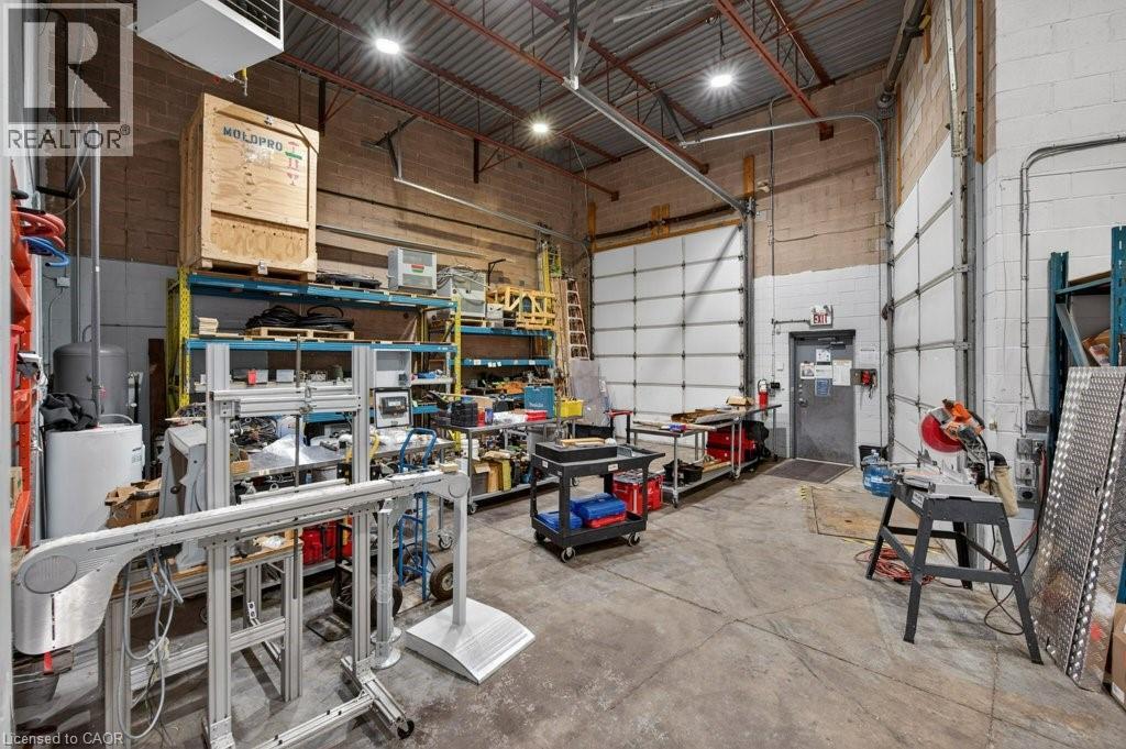 4042 MAINWAY Unit# 4