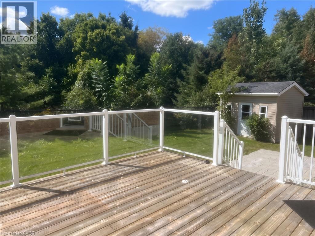 72 BLOSSOMFIELD Crescent