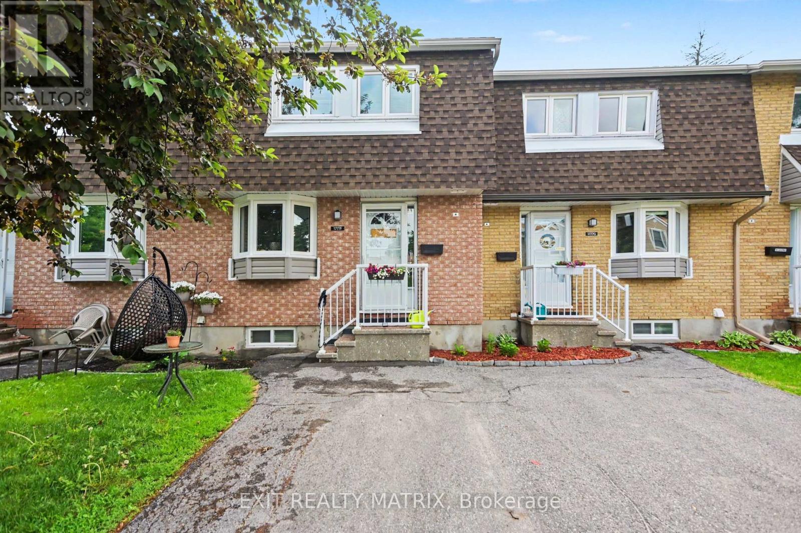 F - 1777 LAMOUREUX DRIVE - Photo 2