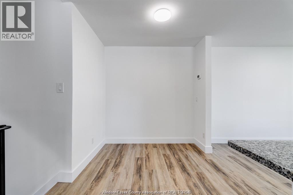 6 MARLENE CRESCENT