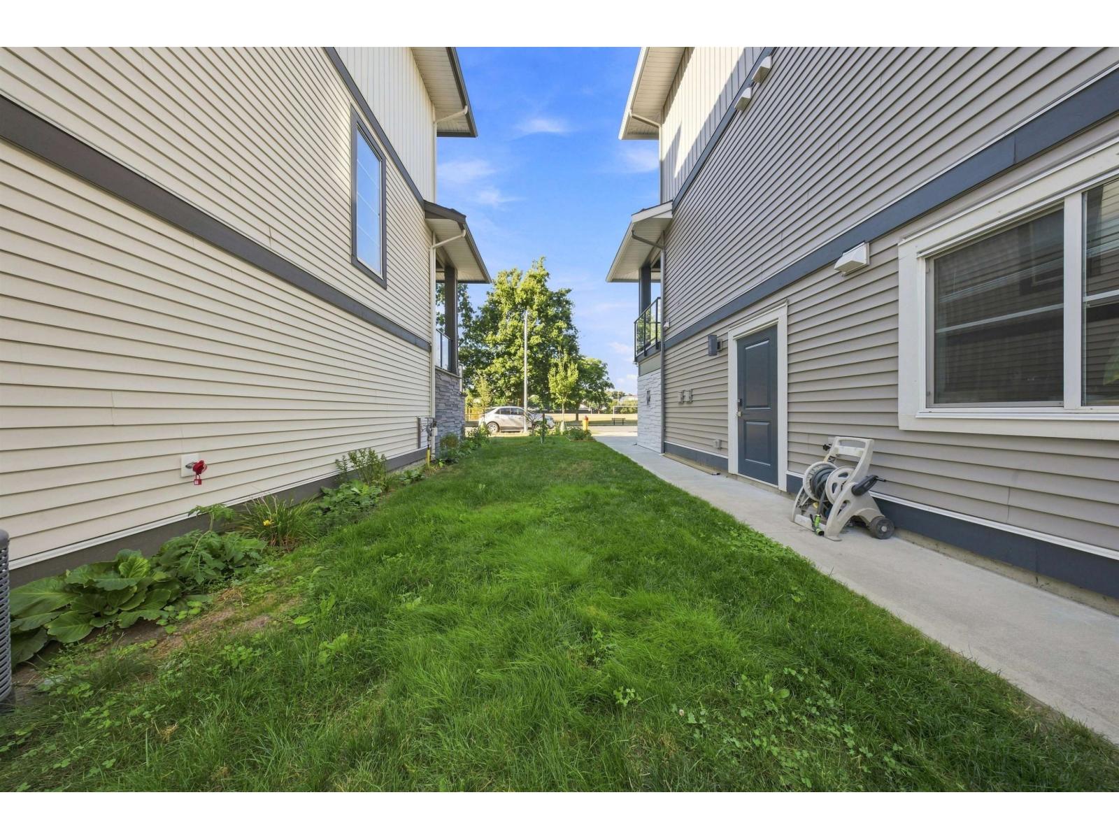 45558 MEADOWBROOK DRIVE, Chilliwack Proper South