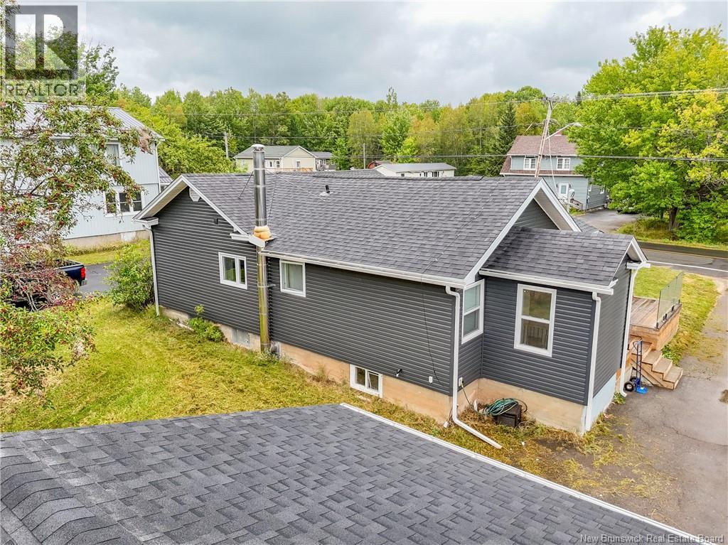 35 Centennial Drive - Photo 3