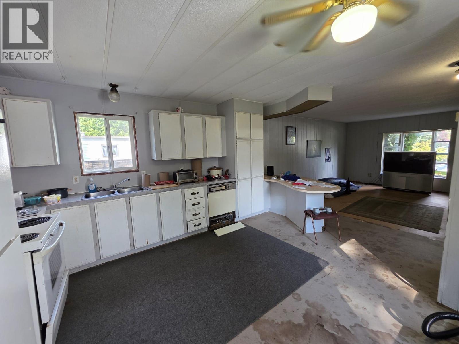 7729 EMERALD DRIVE