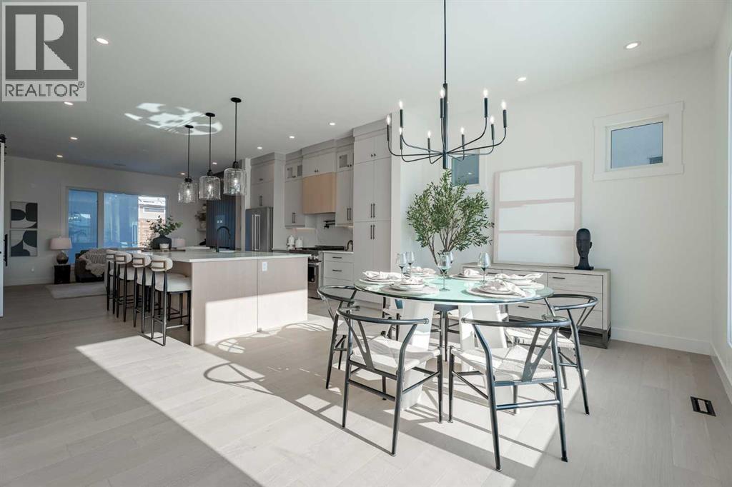 44 Collingwood Place NW