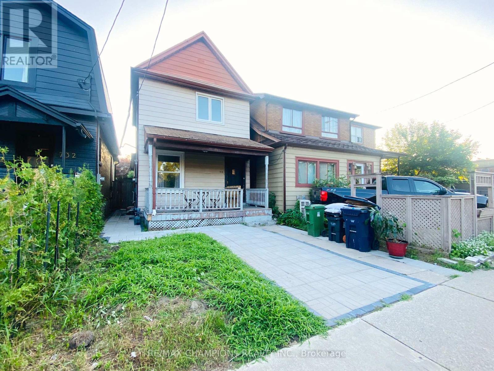 MAIN - 734 WILLARD AVENUE