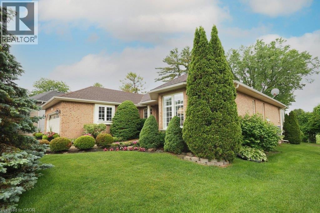 137 FOXBORO Drive