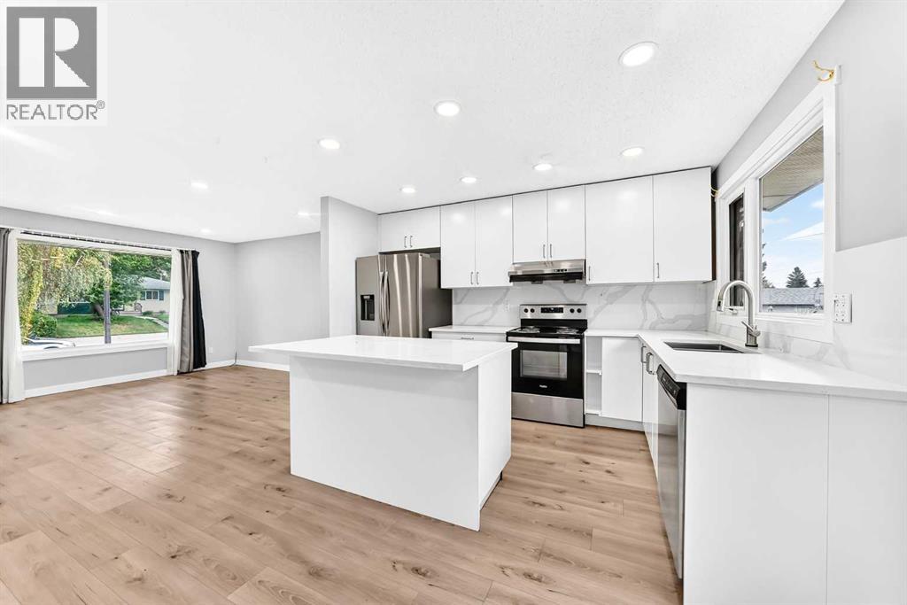 4123 Maryvale Drive NE