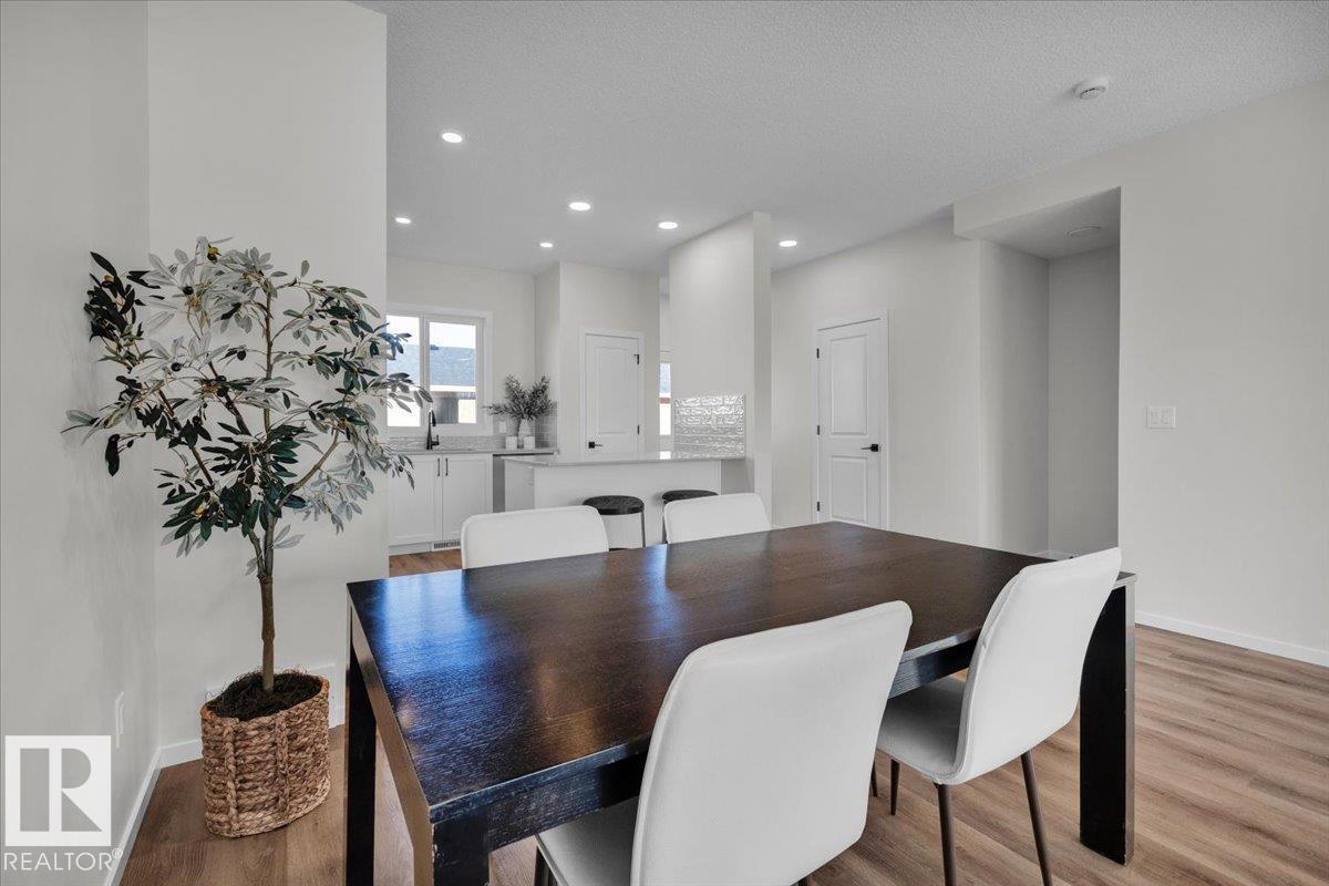 21 BRICKYARD LI