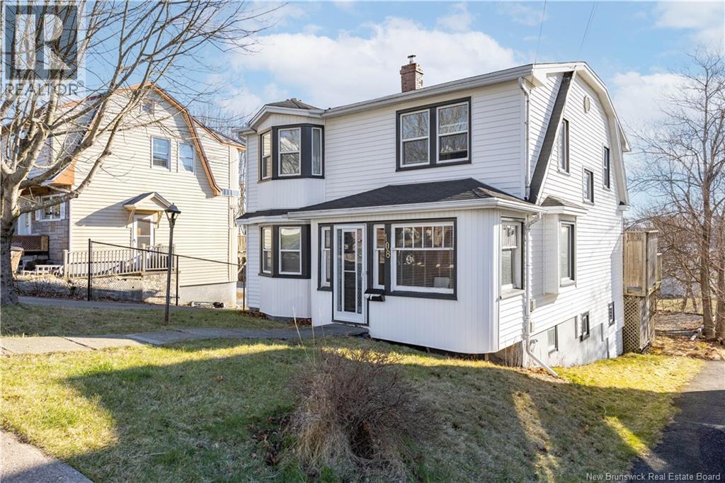 108 Richard Street - Photo 3