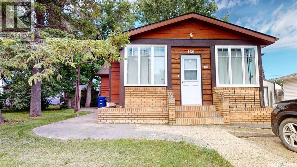 130 MAPLE AVENUE N, EASTEND, SK S0N 0T0 - Image 2073822392.jpeg?d=l