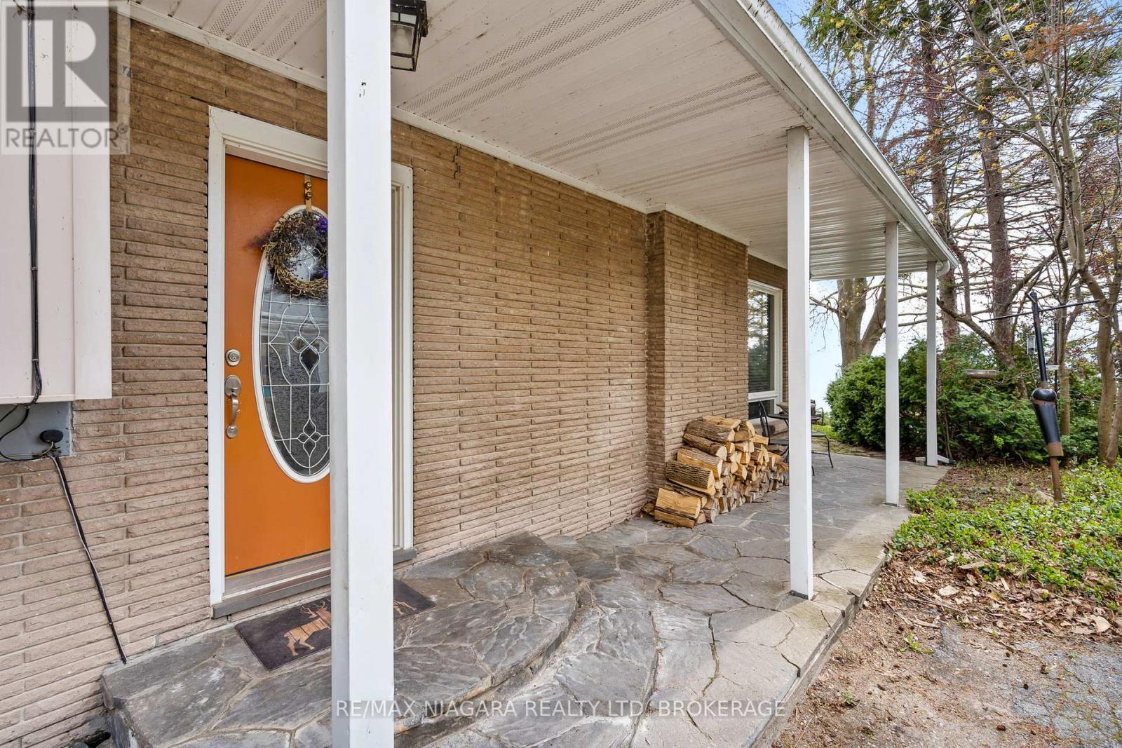 10419 LAKESHORE ROAD