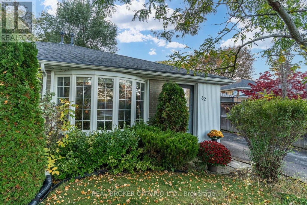 82 TECUMSEH DRIVE, AURORA (AURORA HEIGHTS), ON L4G 2X4 - Image 2920510518.jpeg?d=l
