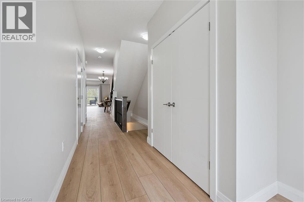873 ROBERT FERRIE Drive