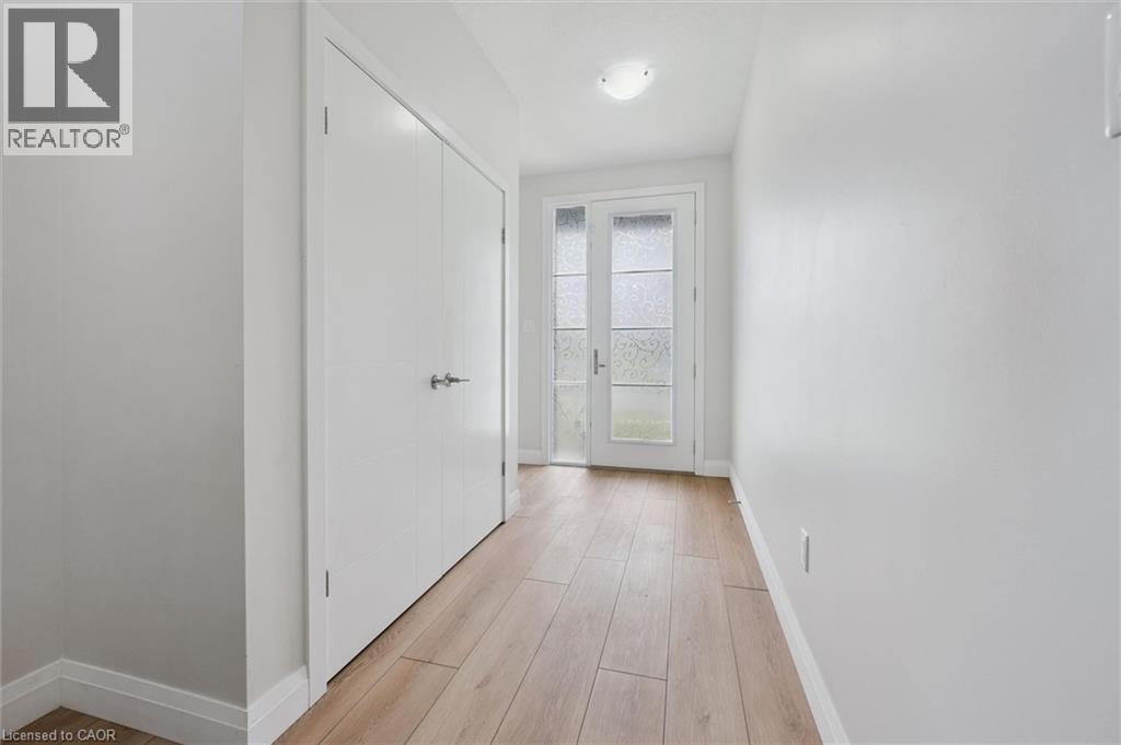 873 ROBERT FERRIE Drive