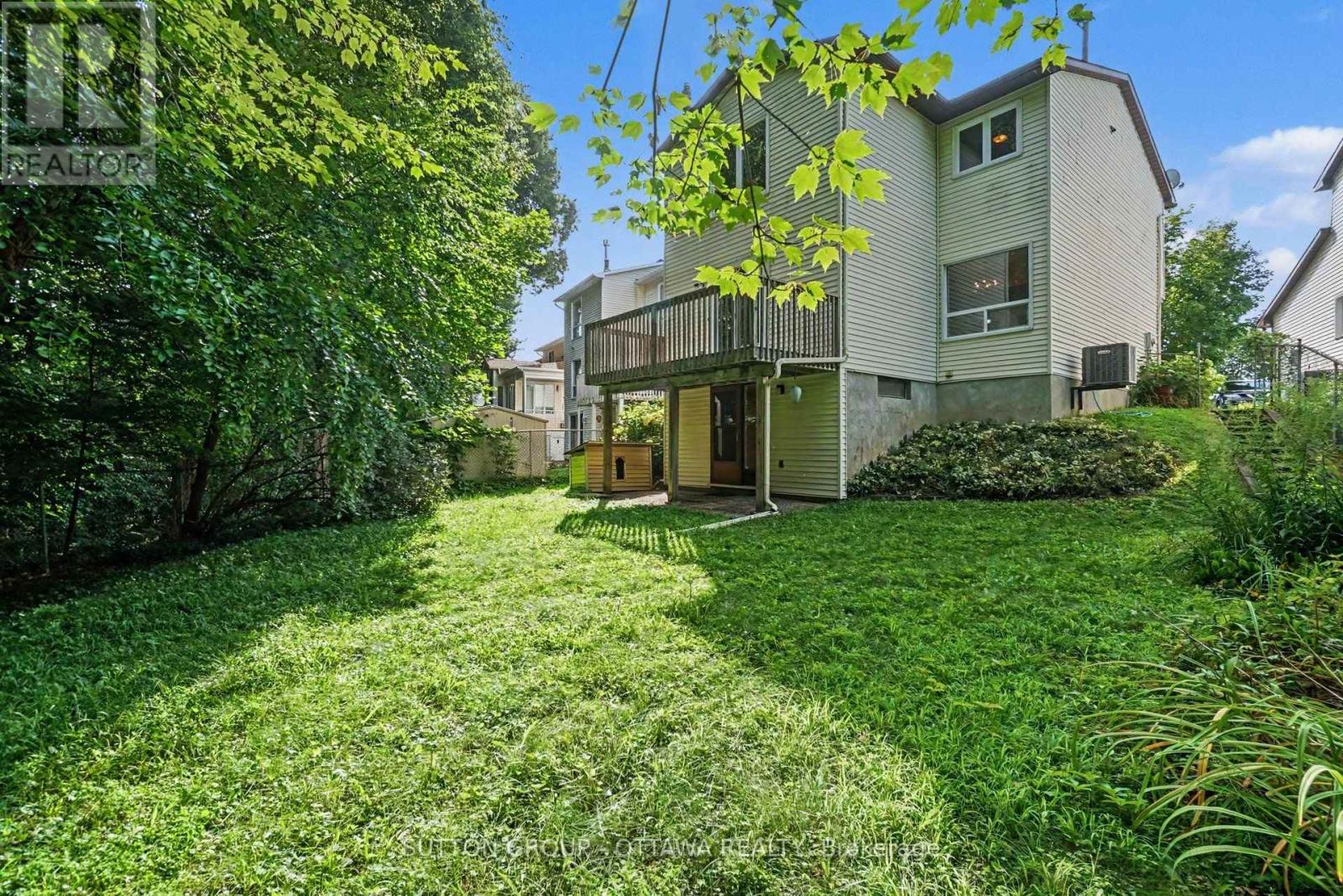 792 HARLEQUIN CRESCENT