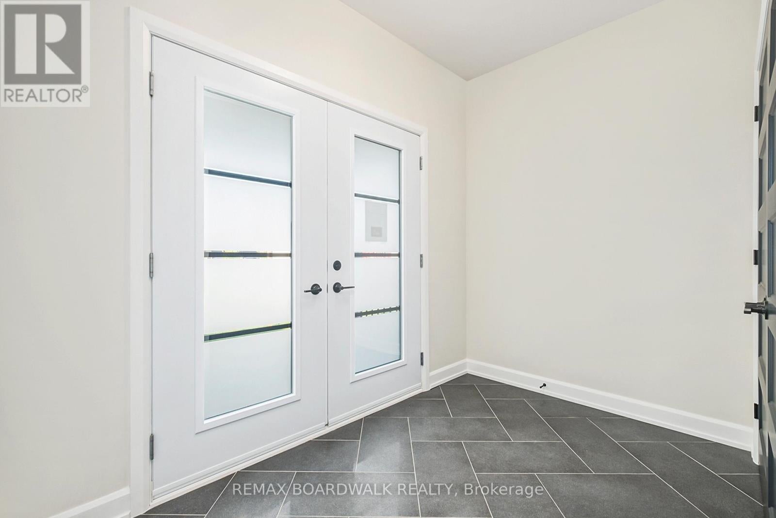 1064 CHABLIS CRESCENT