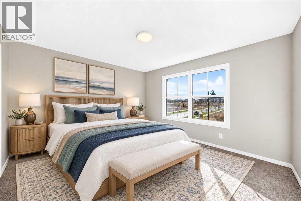 72 Mercado Road SE