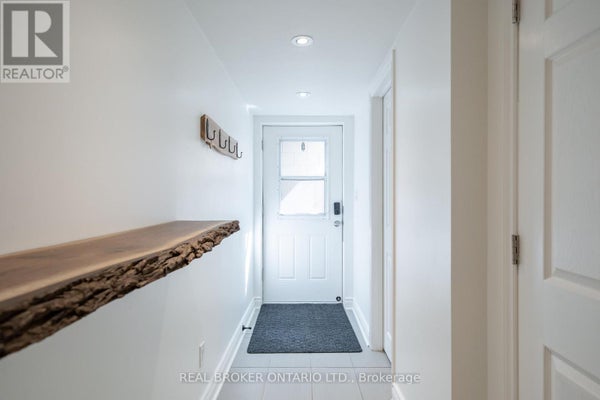 419 Ossington Ave, Toronto (Trinity-Bellwoods), ON 4