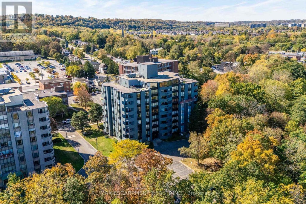 6 - 606 VILLAGE GREEN BOULEVARD, HAMILTON (STONEY CREEK), ON L8G 5B7 - Image 3054936959.jpeg?d=l