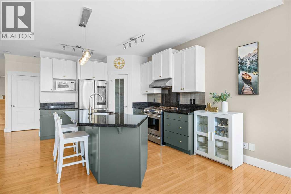 122 Springborough Point SW