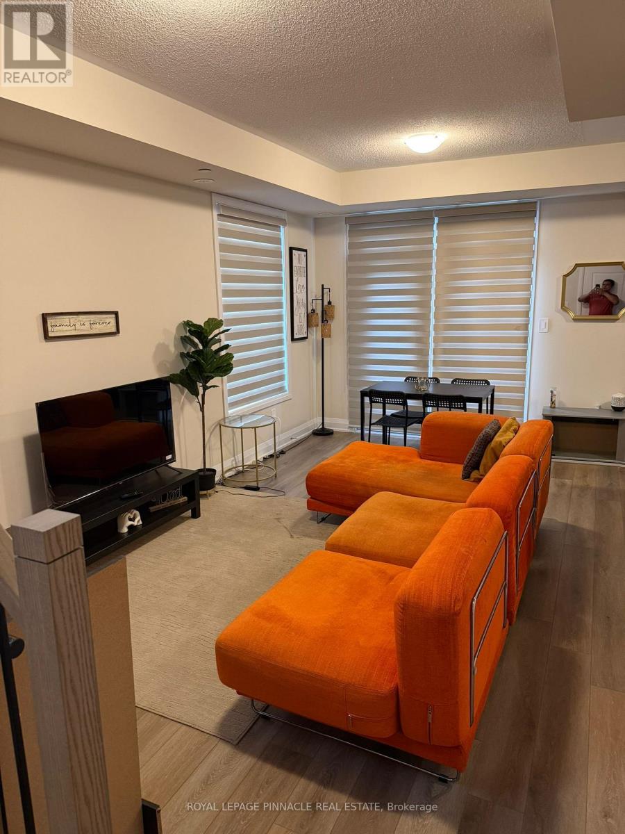 123 - 1581 ROSE WAY
