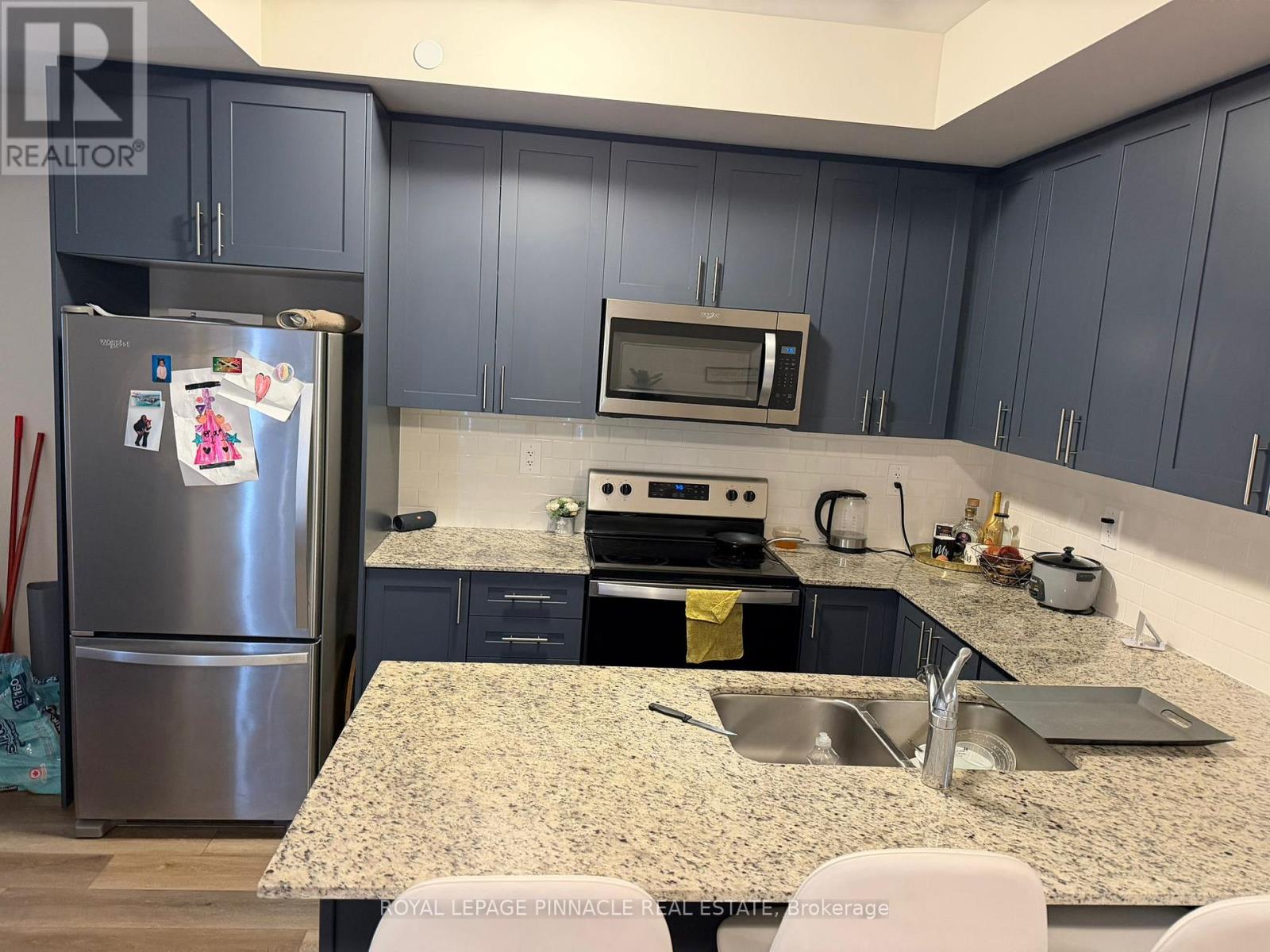 123 - 1581 ROSE WAY