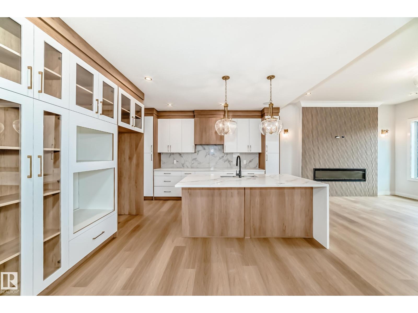47 MEADOWGROVE LN