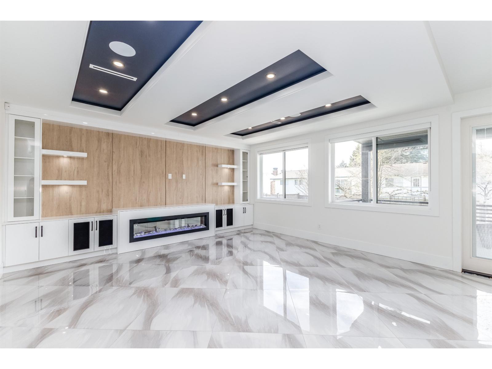 3265 SATURNA CRESCENT