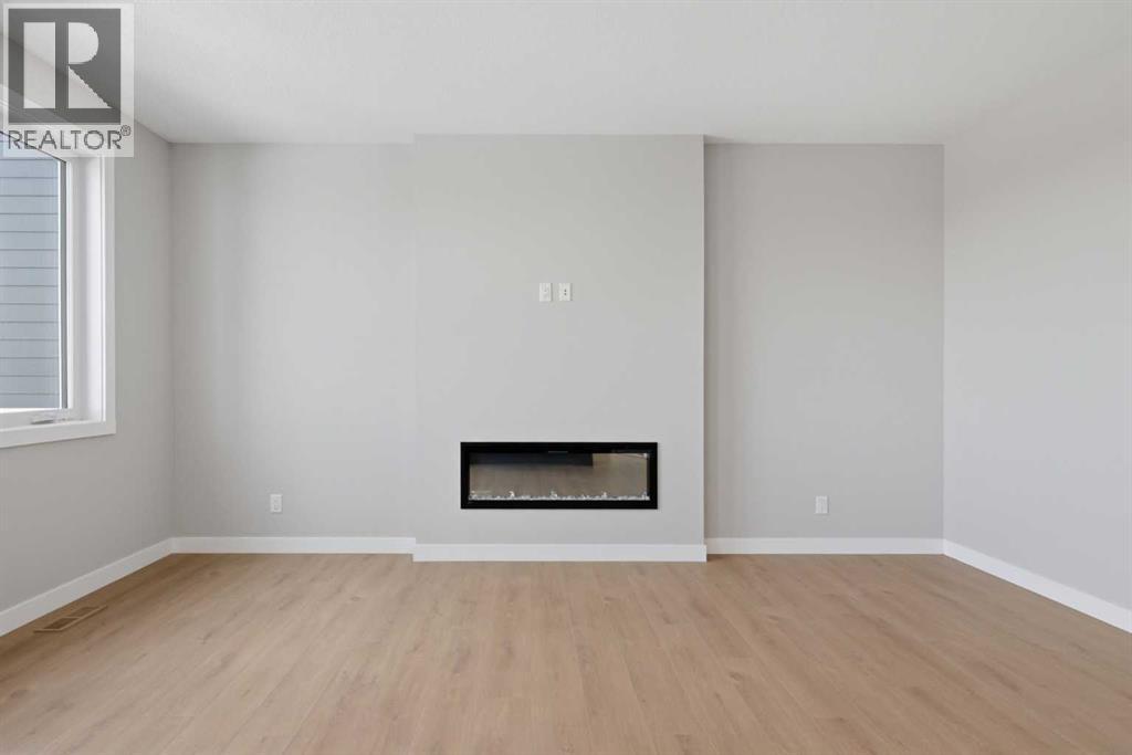139 Belvedere Crescent SE