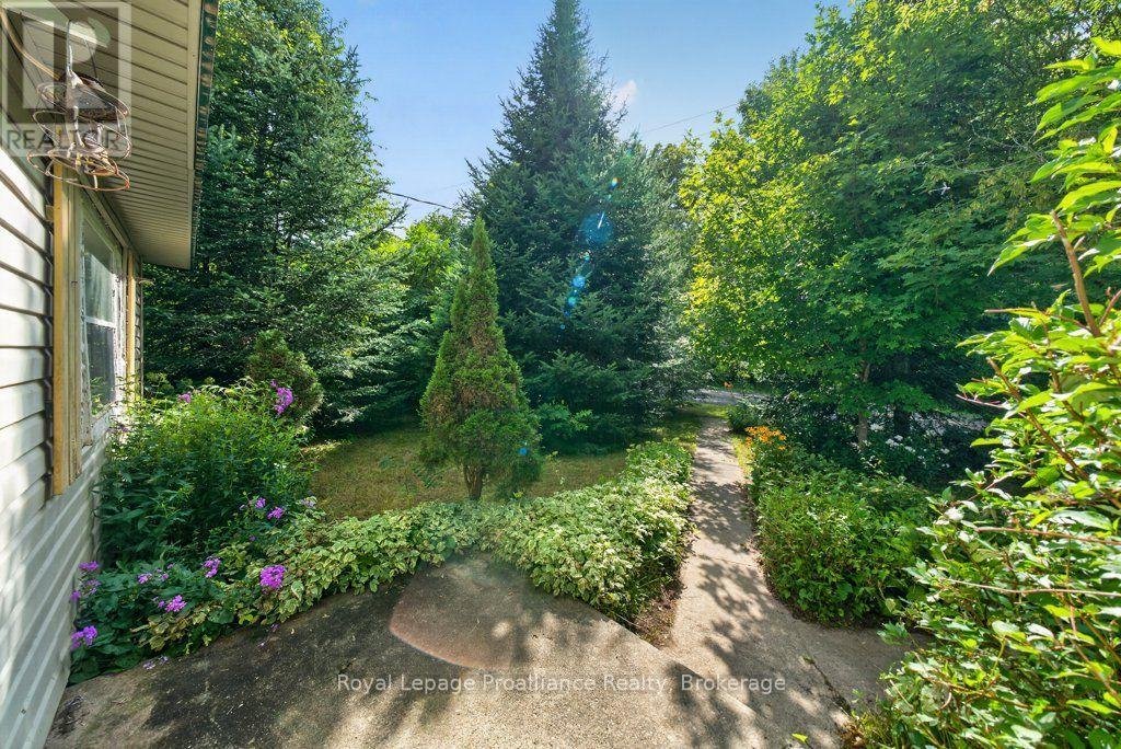 2452 HENDERSON ROAD