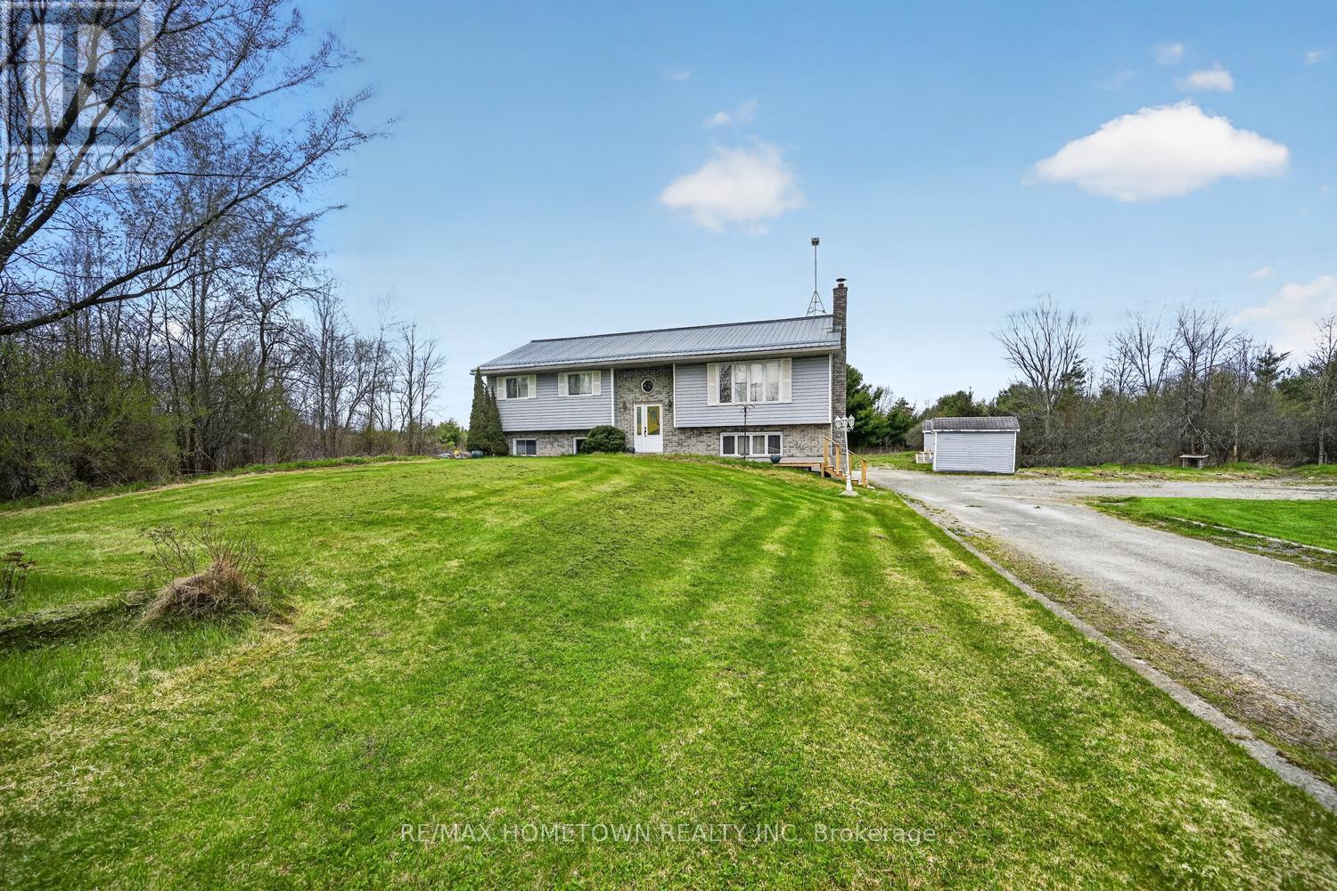 16 GRAHAM LAKE ROAD
