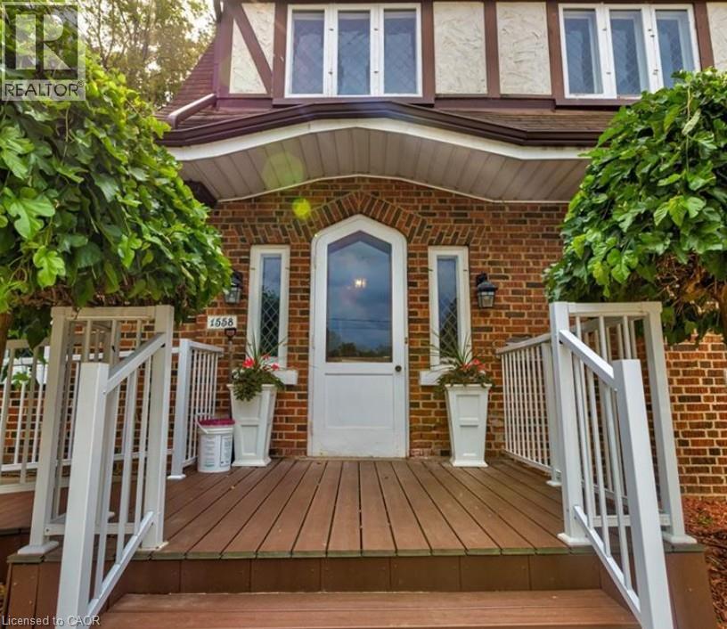1558 KING Street E Unit# MAIN LEVEL