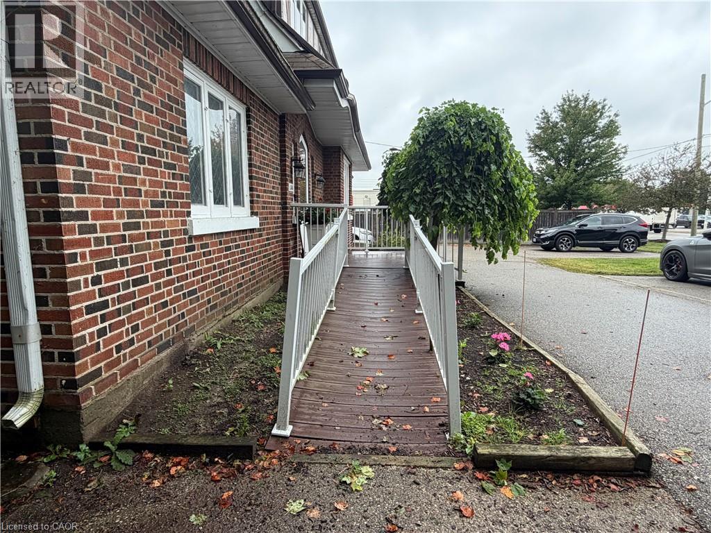 1558 KING Street E Unit# MAIN LEVEL