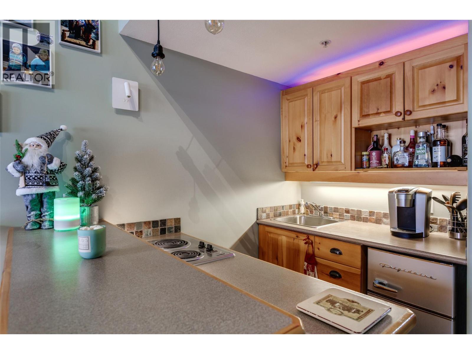 5335 Big White Road Unit# 209