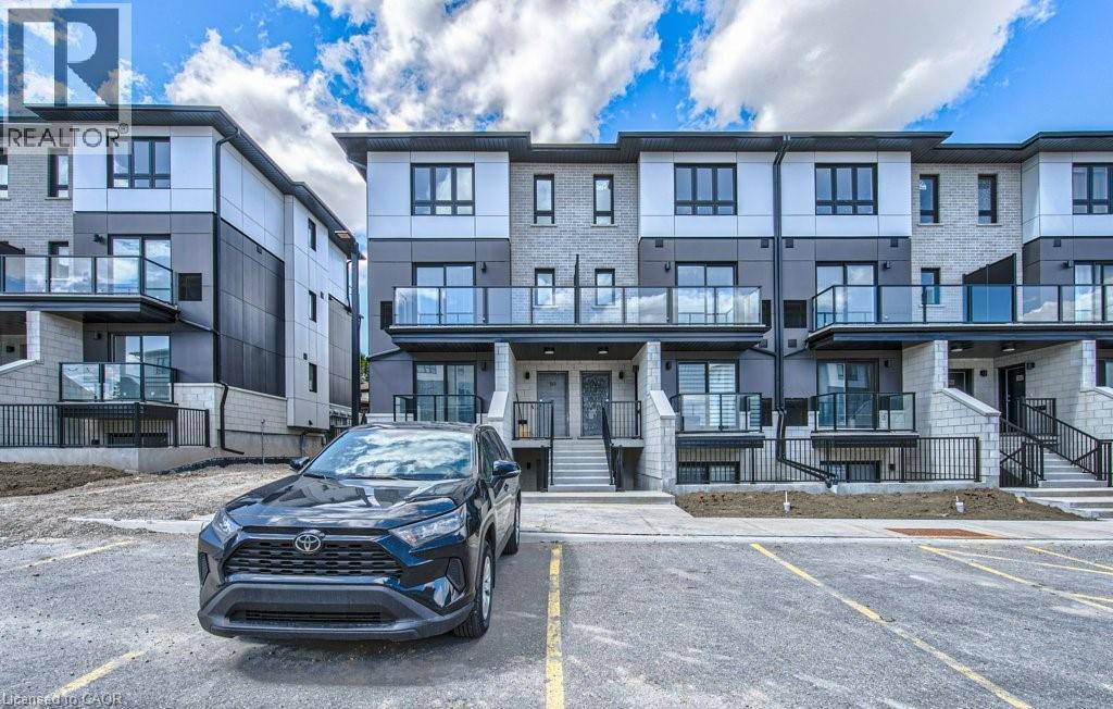 410 NORTHFIELD Drive Unit# B11