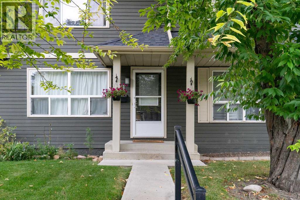 321 Queenston Heights SE