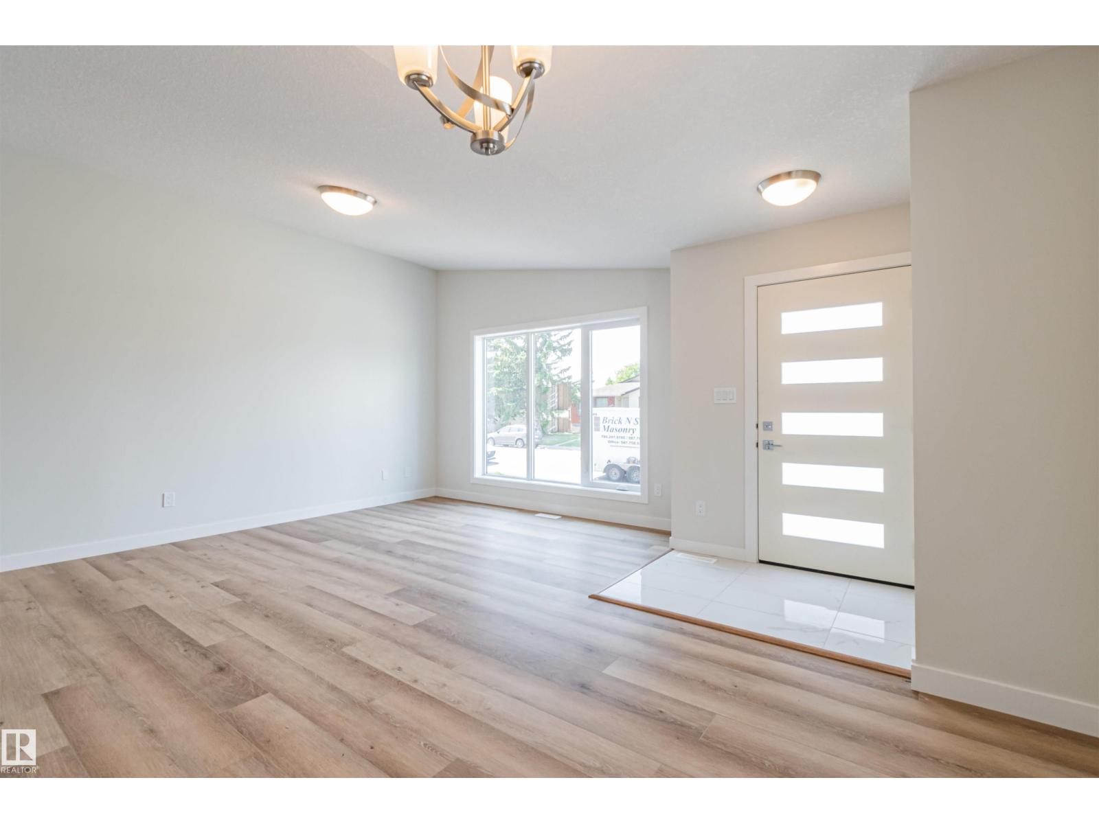 12117 85 ST NW