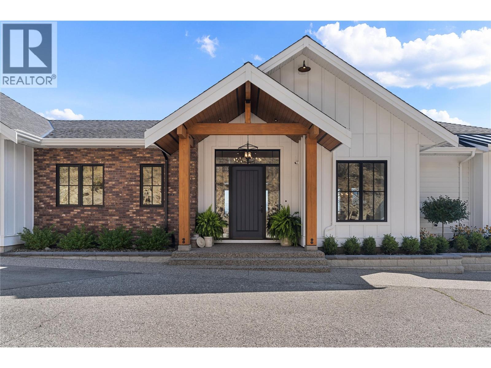 902 Lloyd Jones Drive
