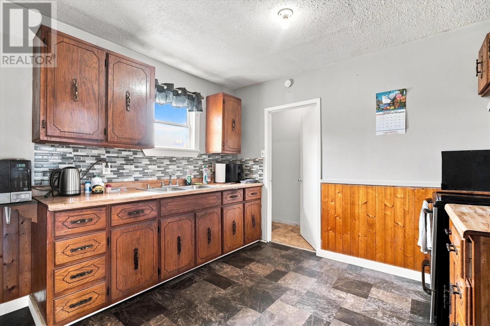 69 Harbour Drive