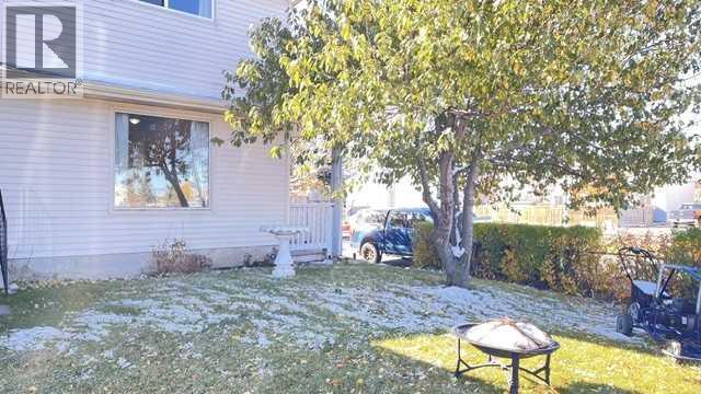 44 Falwood Crescent NE