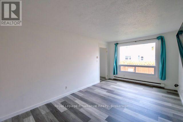 35 - 19 TRACEY PARK DRIVE
