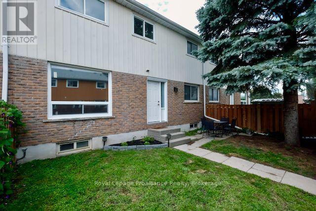 35 - 19 TRACEY PARK DRIVE
