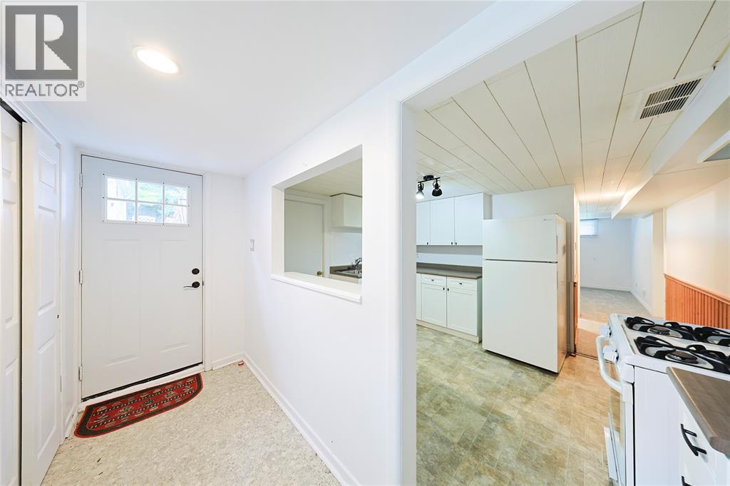 237 Essex STREET Unit# Lower