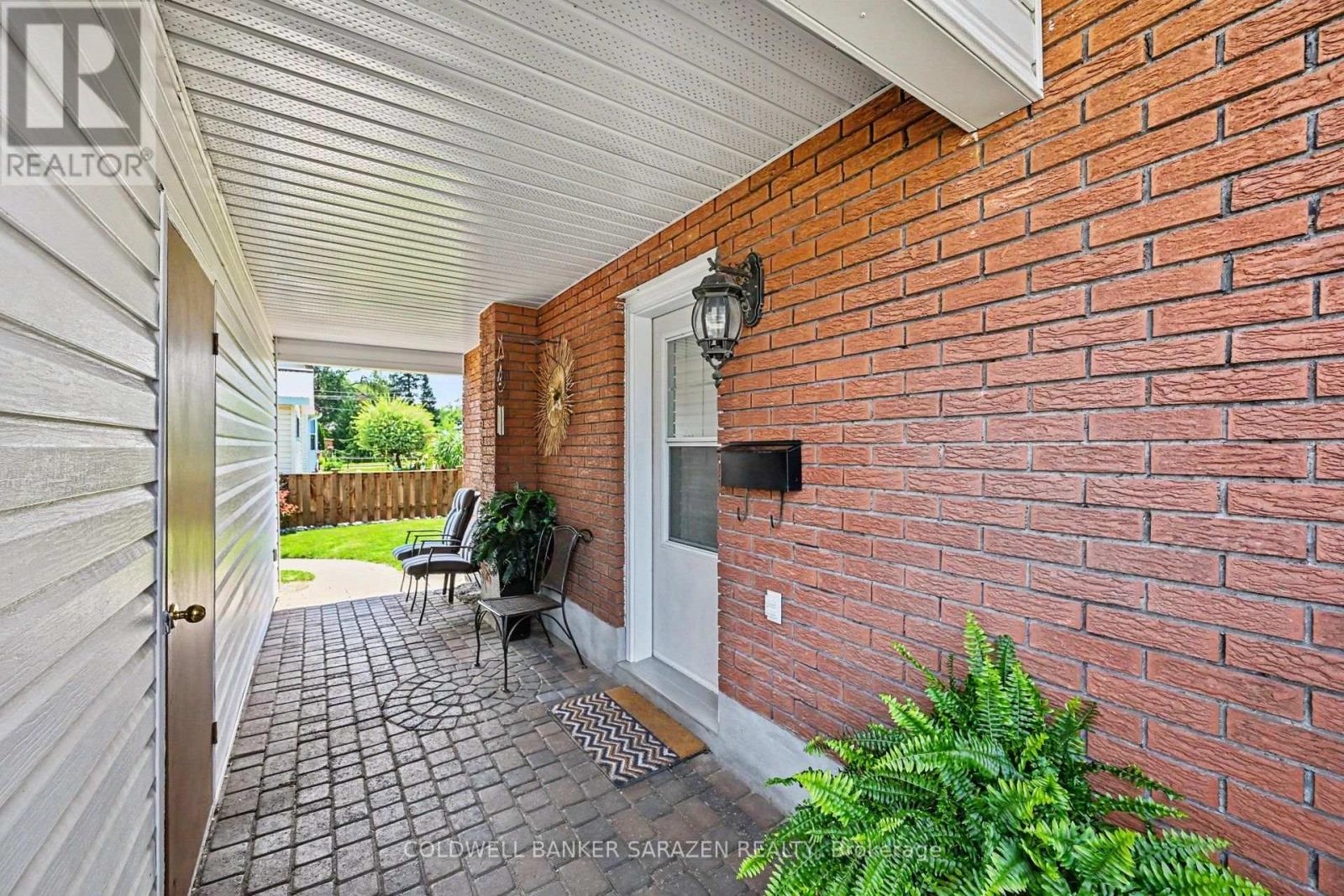 68 TIERNEY STREET S