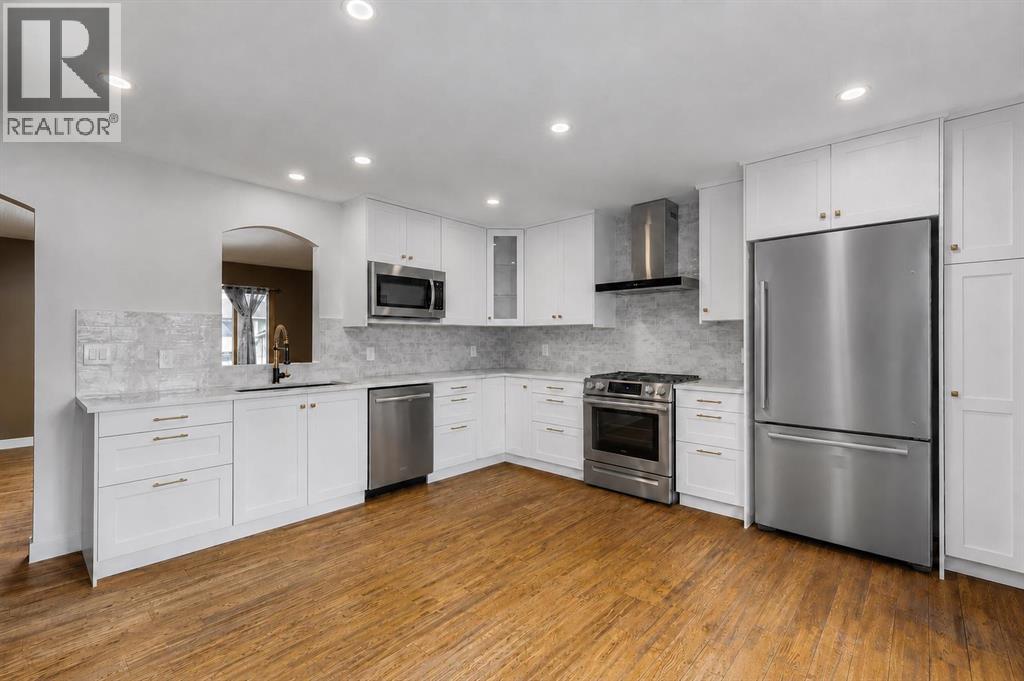 41 Alpine Crescent SE