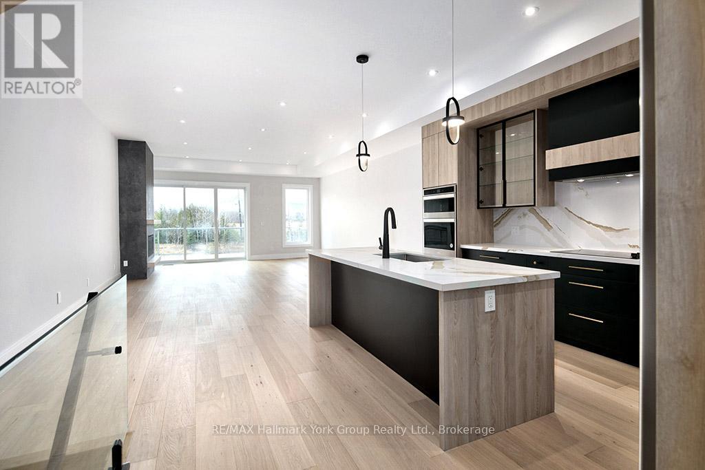 11 WATERVIEW LANE